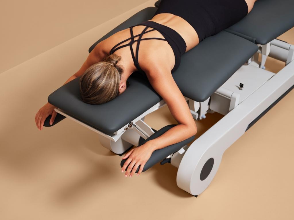 Naggura Nrun4, elektrische Therapieliege, Funktion Twilift Ansicht 2