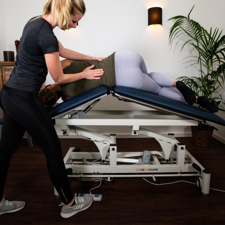 SPLIT electric therapy table with 5 segments